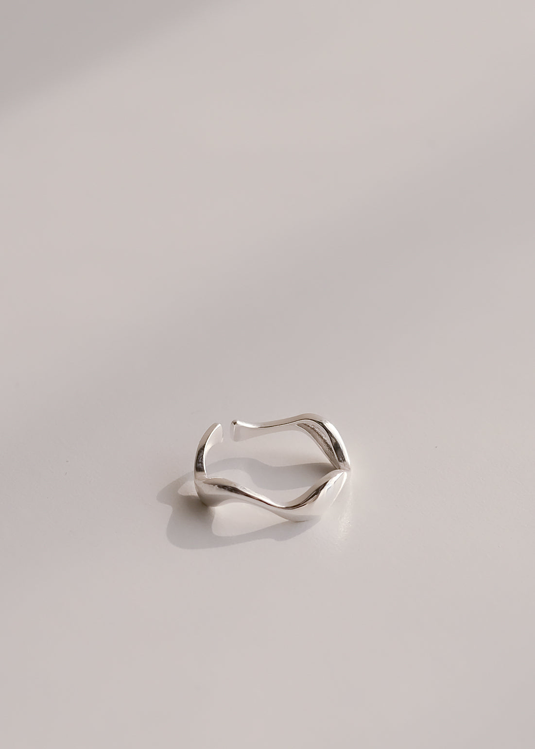 Wavy Ring